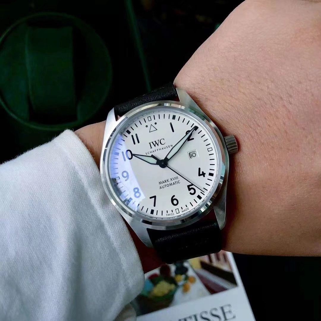 IWC（アイダブリューシー）パイロット マーク XVIII - 40mm チタンケース/機械式新品未使用