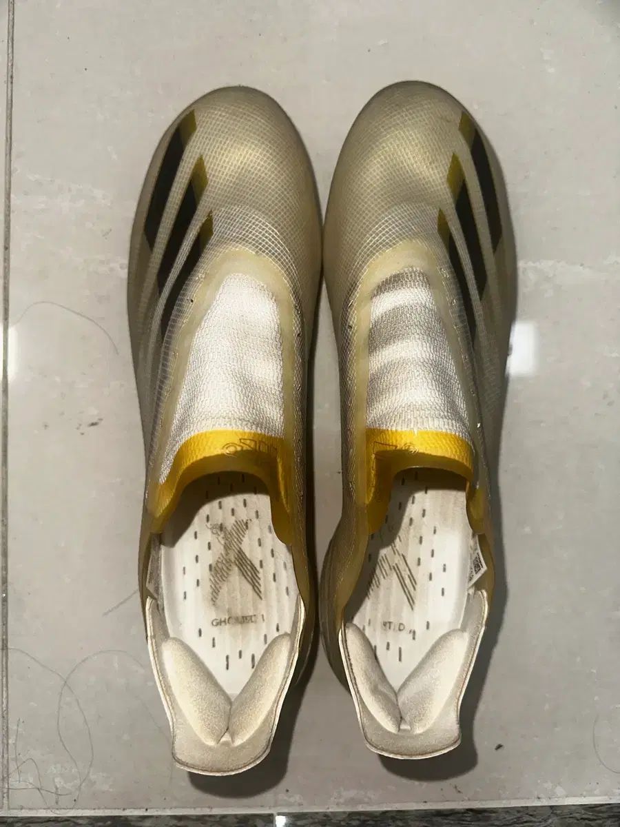 アディダス エックス ゴースト サッカーシューズ 275