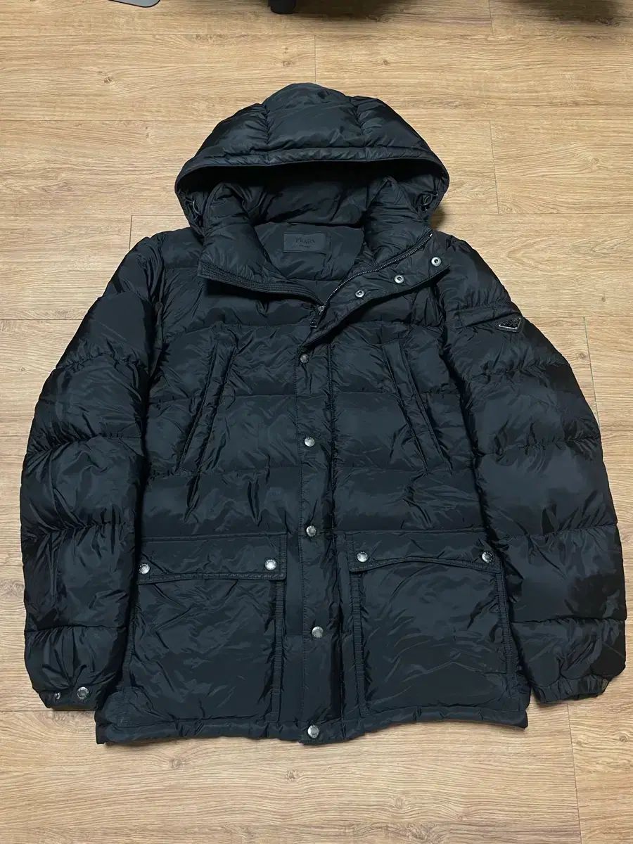 正規品 PRADA ダウン