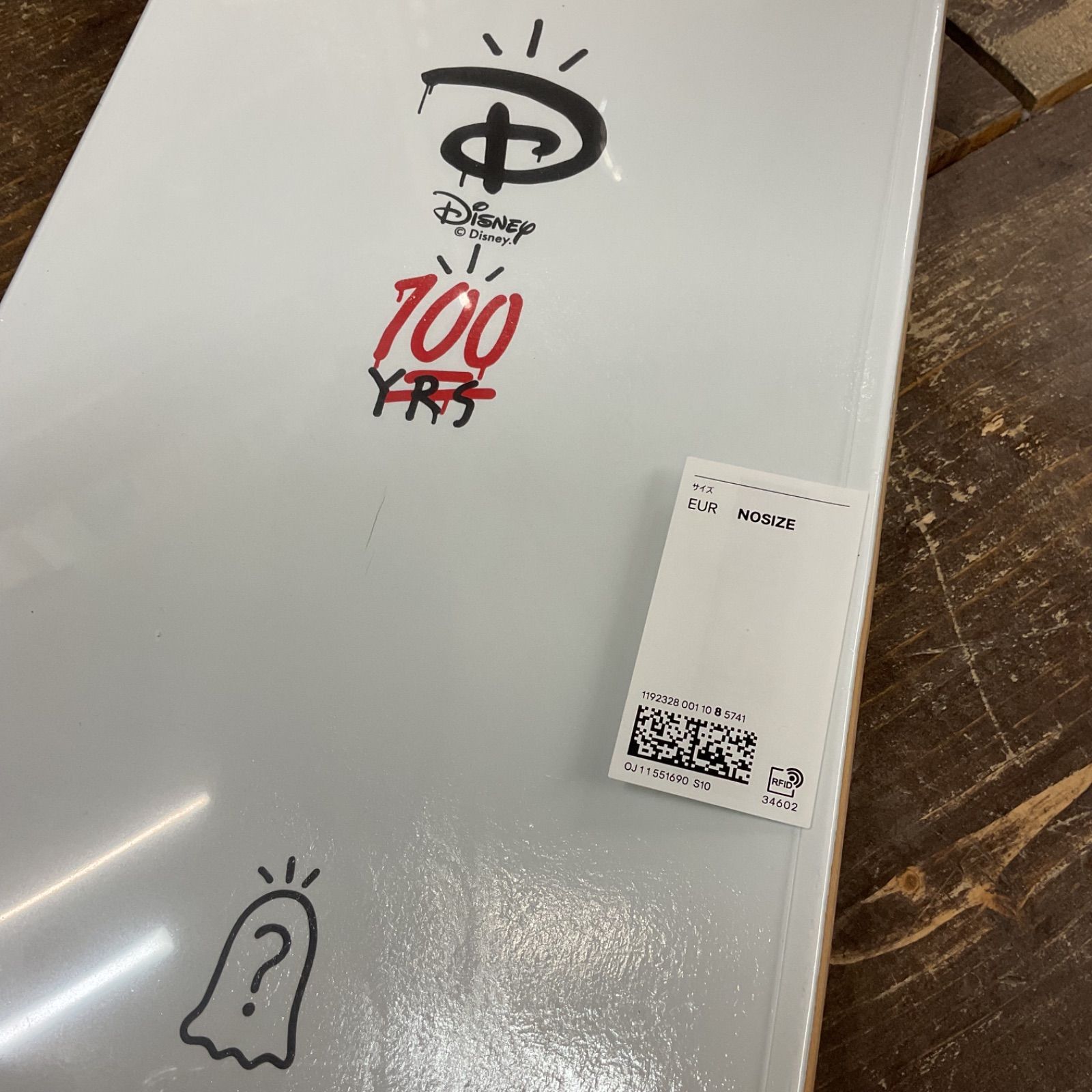 H&M × Disney ディズニー 100周年 スケート ボード スケボー デッキ