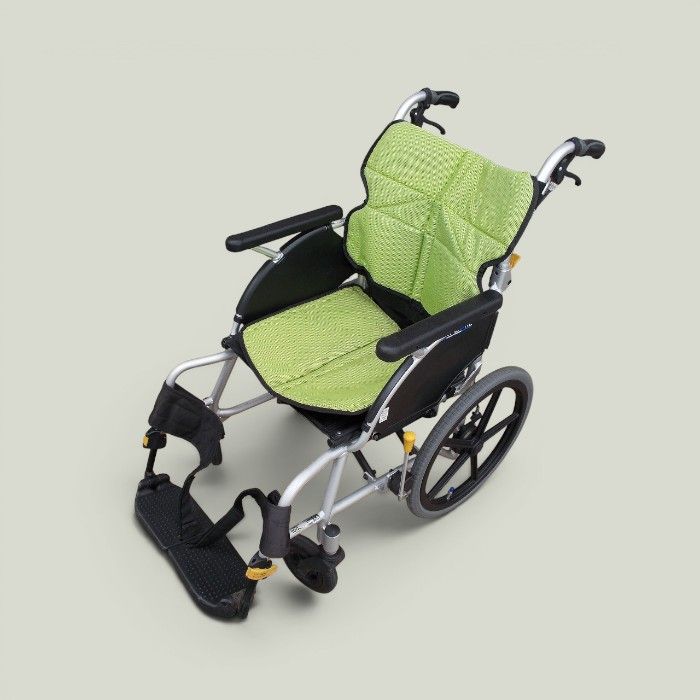 送料無料（一部地域を除く）　介助式車椅子　ネクストコアNEXT-21B ts-26-0608-02