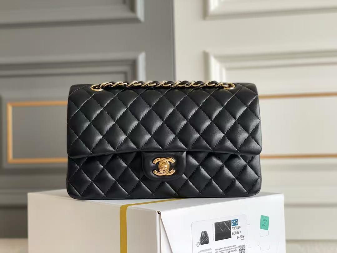 CHANEL マトラッセ 25 ラムスキン　チェーンショルダーバッグ