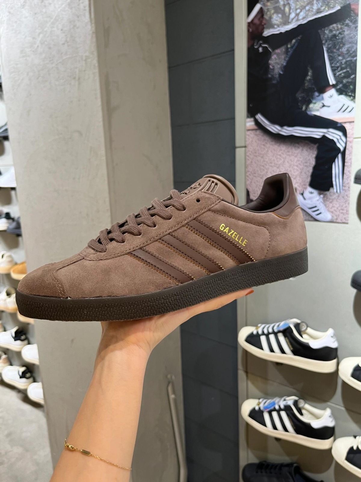 adidas GAZELLE ガゼル スニーカー 茶色 ブラウン