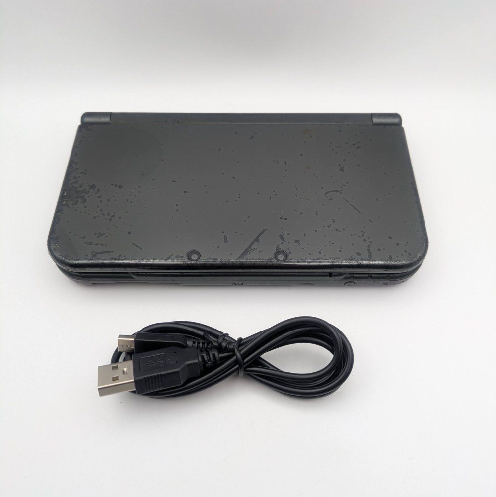 New ニンテンドー3DS LL メタリックブラック [video game]