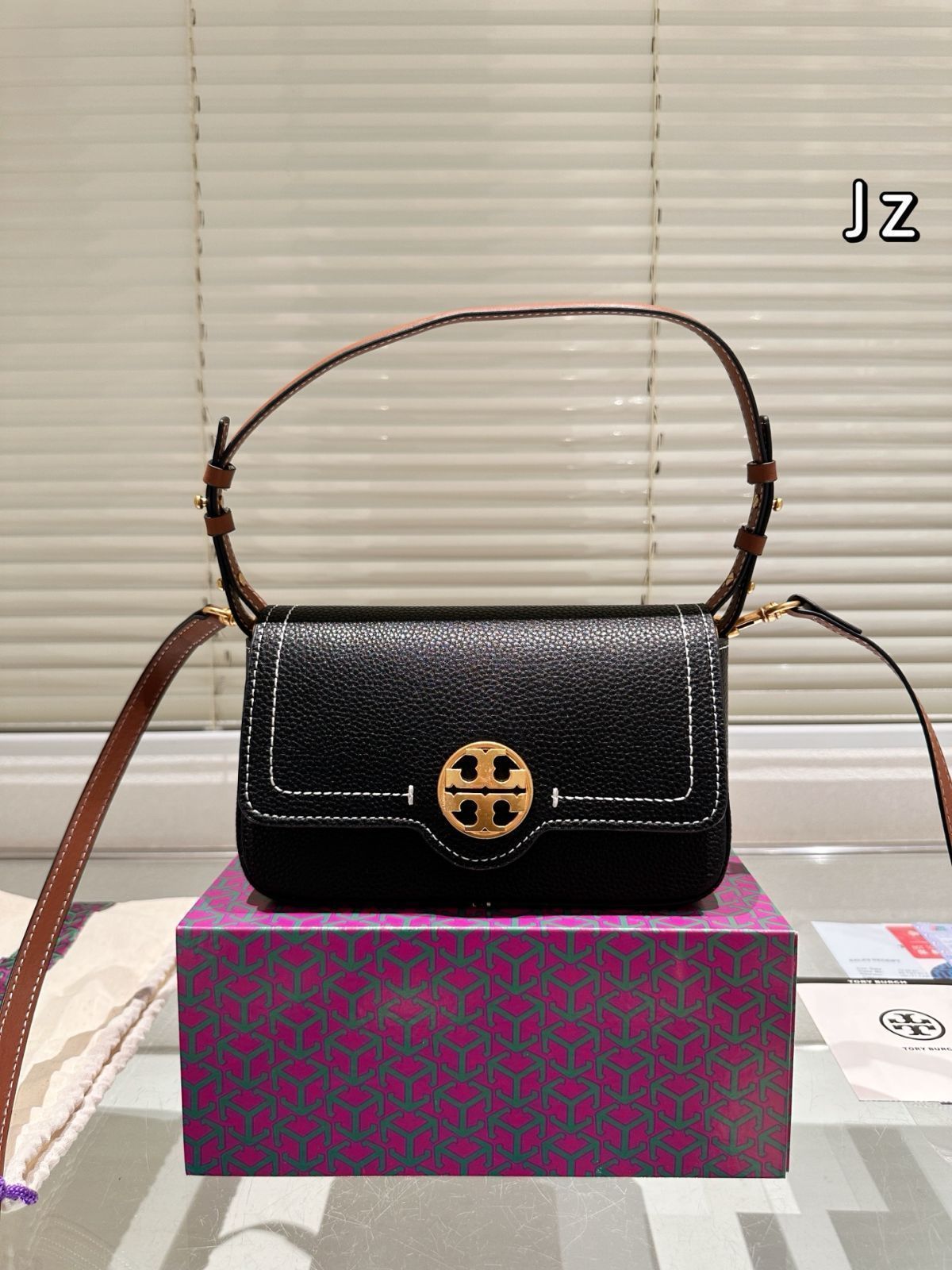【今日特価】Tory Burch Cowhide Leather Shoulder Bag トーリーバーチ 牛革 ショルダーバッグ 20×12cm ギフトボックス付き-MM輸入2
