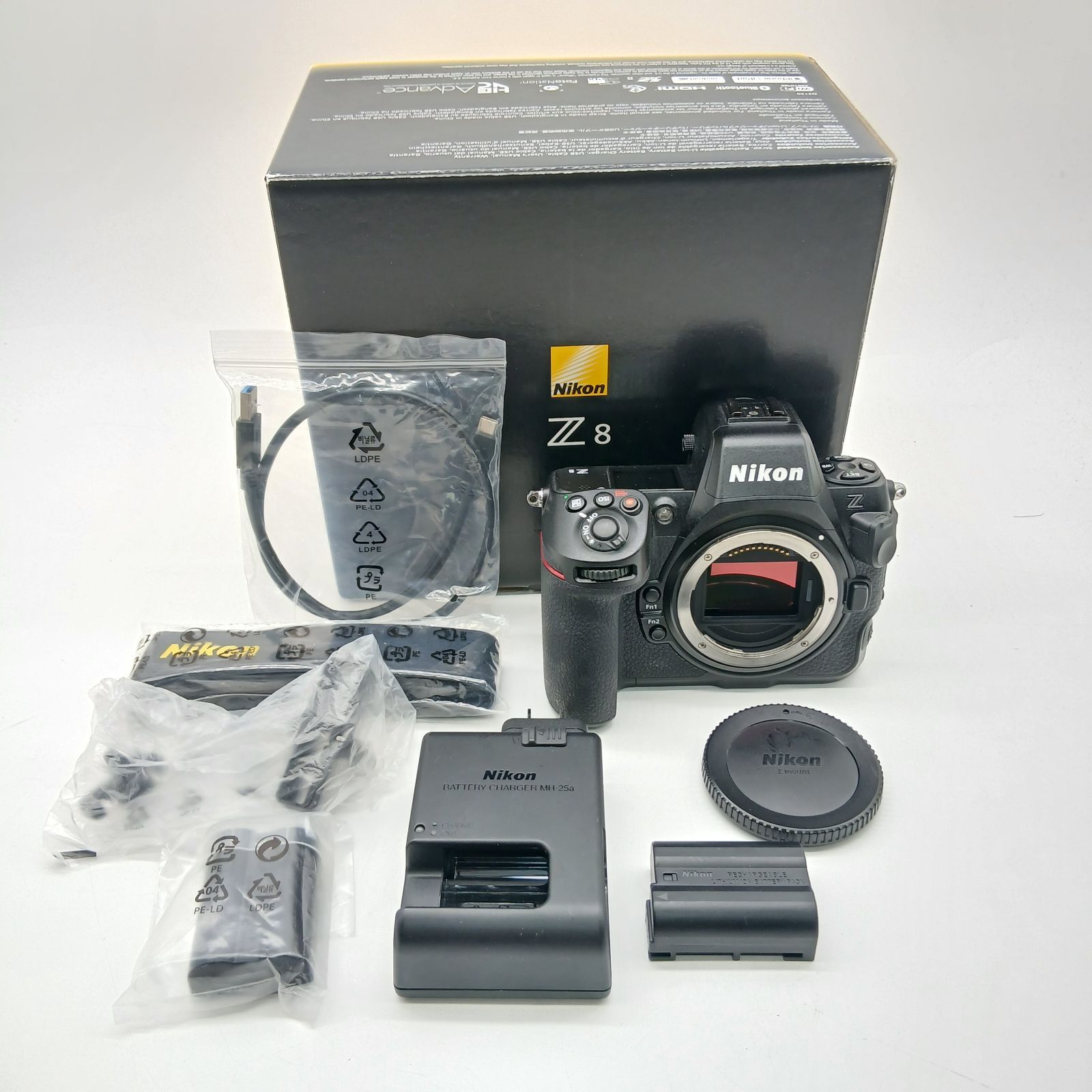 25143ショット！元箱付き！新品級 ★ Nikon Z8 ボディ ミラーレス一眼 フルサイズ ブラック