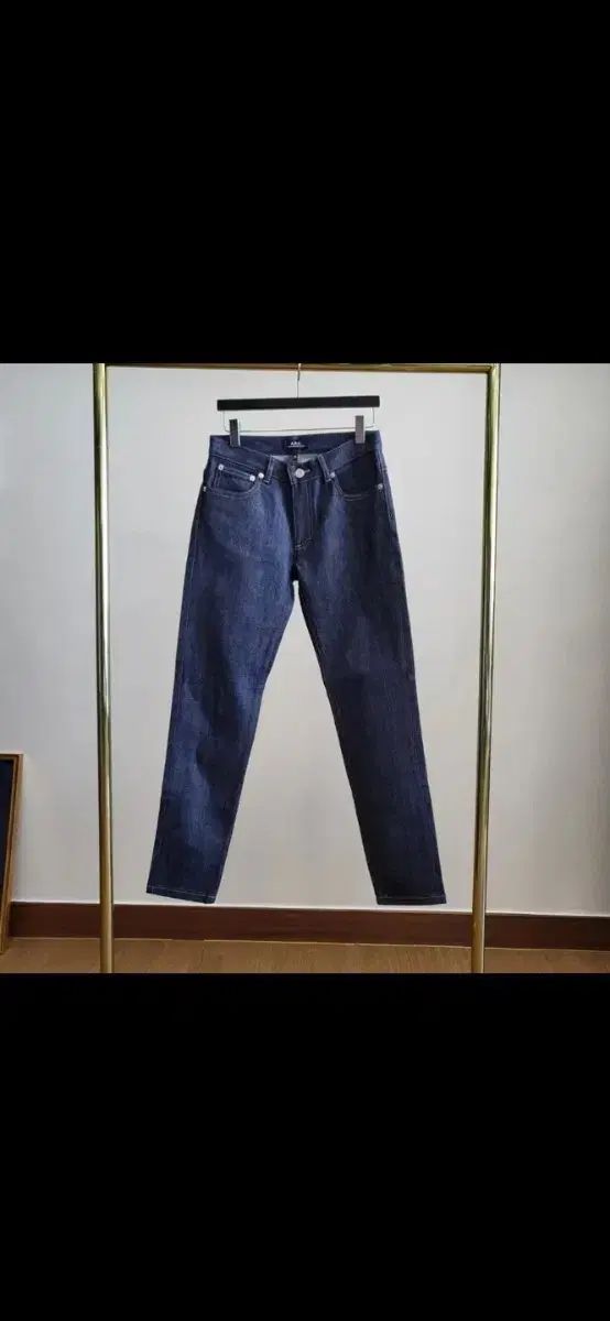 A P C マーティンジーン 出品