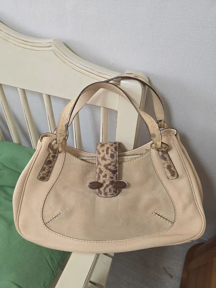 TOD'S トッズ ショルダーバッグ