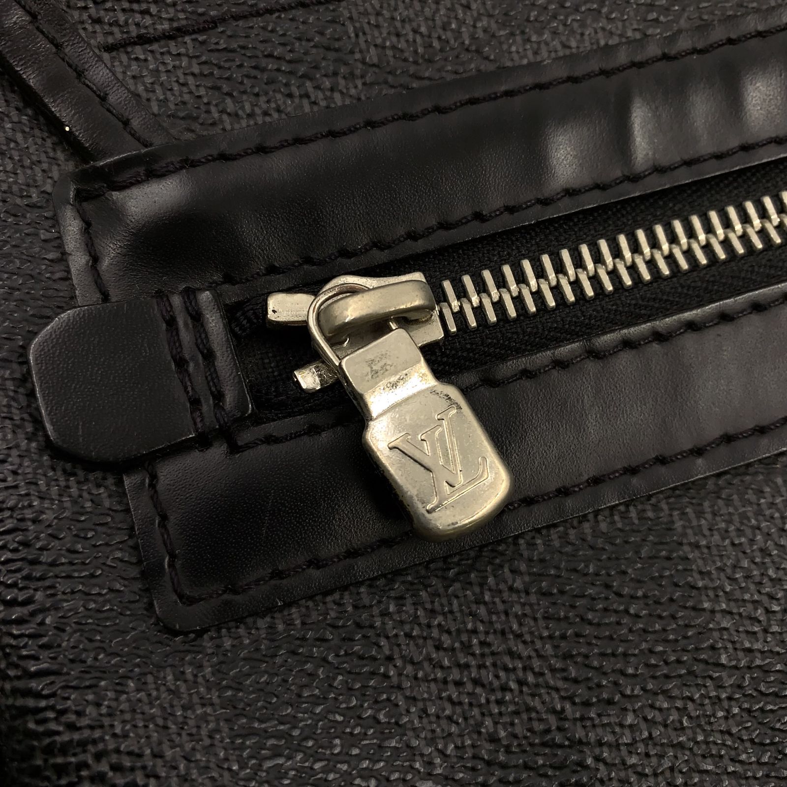 新着】LOUIS VUITTON ダニエルMM ダミエグラフィット ダミエグラ