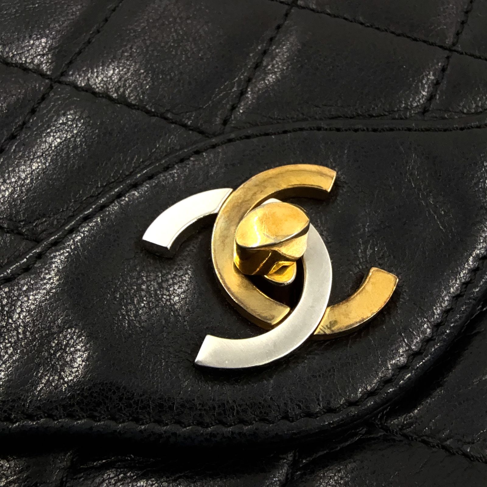 CHANEL パリ限定マトラッセ Wフラップ シリアル番号1番台 ラムスキン 