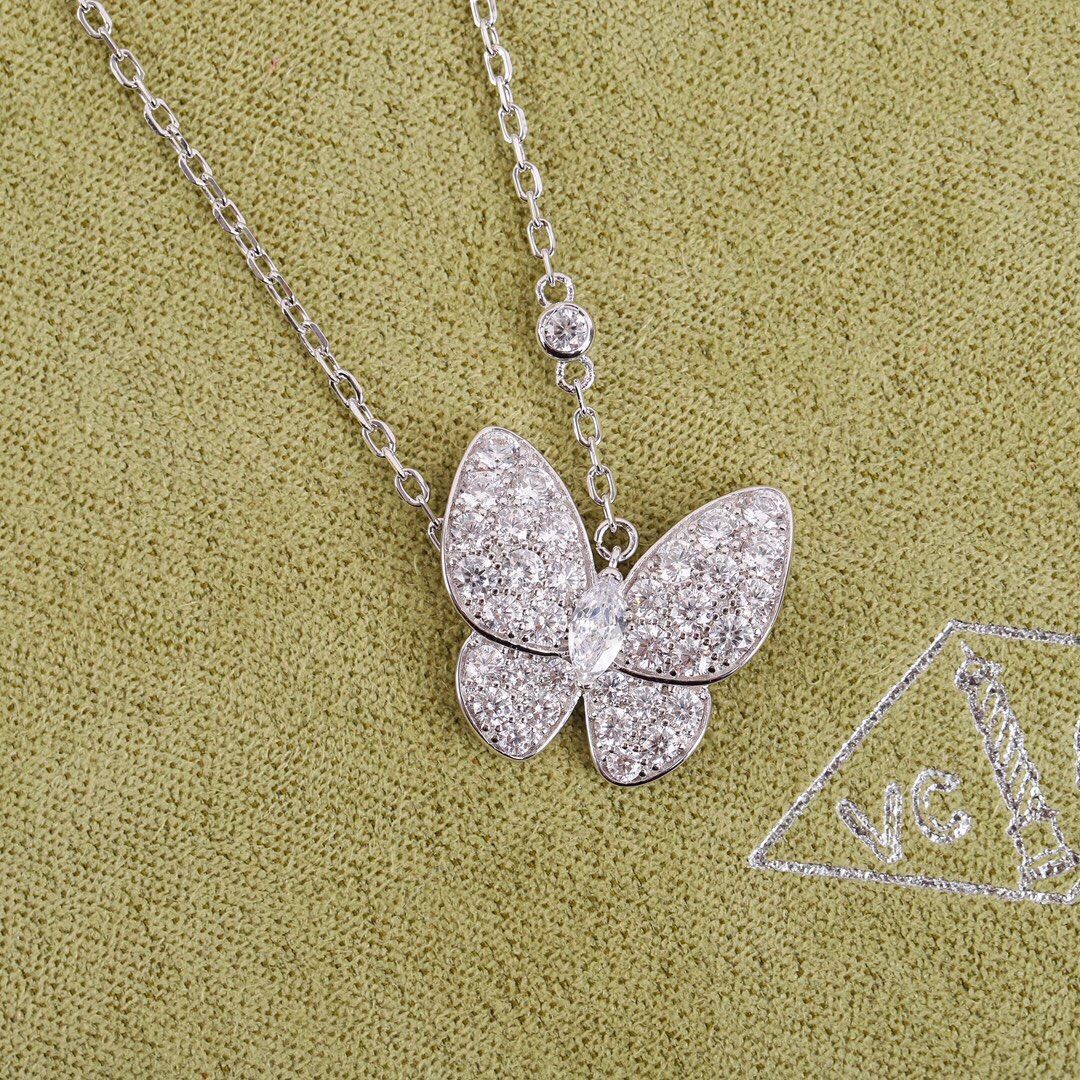 Van Cleef & Arpels ヴァン クリーフ&アーペルの人気のVCAフルダイヤモンド バタフライ ネックレス|本日限定特価|新品未使用-WTO輸入1 Van Cleef & Arpels ヴァン クリーフ&アーペルの人気のVCAフルダイヤモンド バタフライ ネックレス|本日限定特価|新品未使用-WTO輸入1