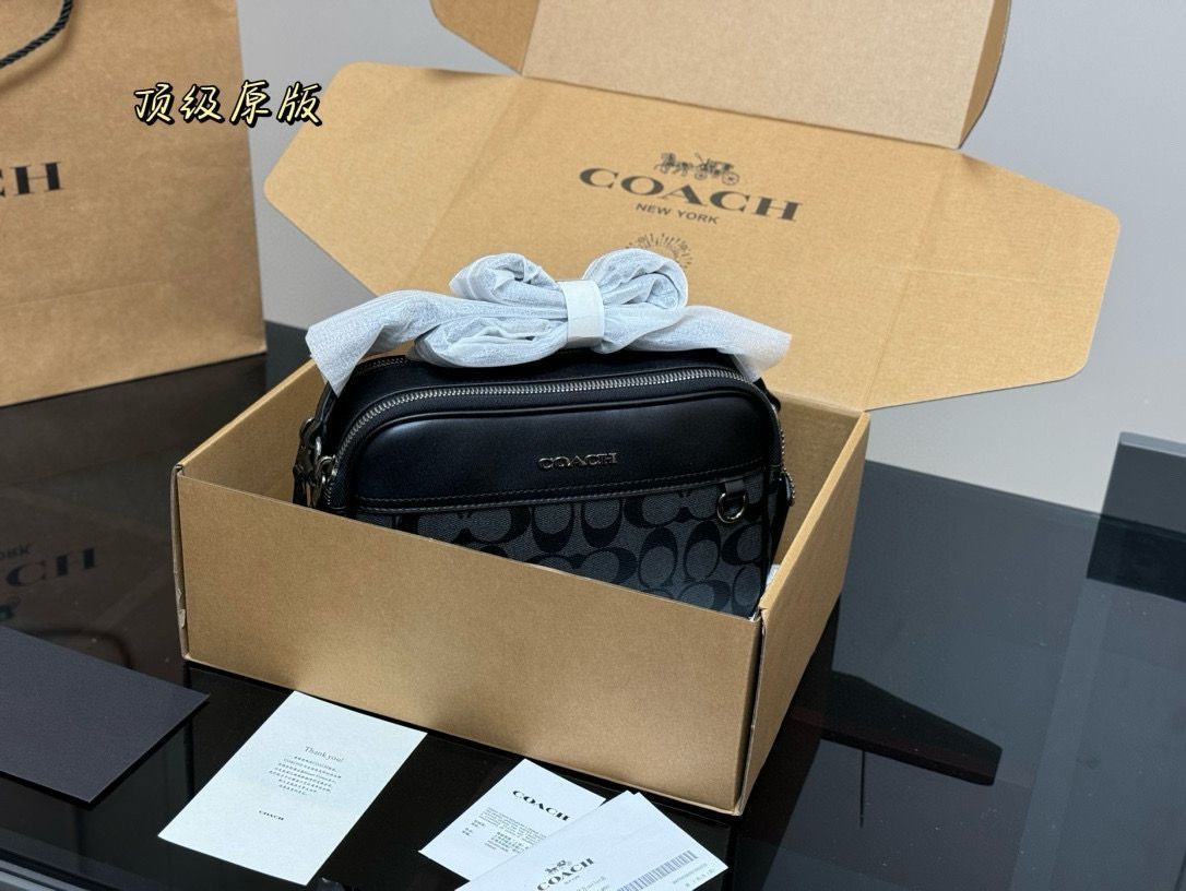 【今日特価】COACH カメラバッグ バックポケット付き-WTO輸入1