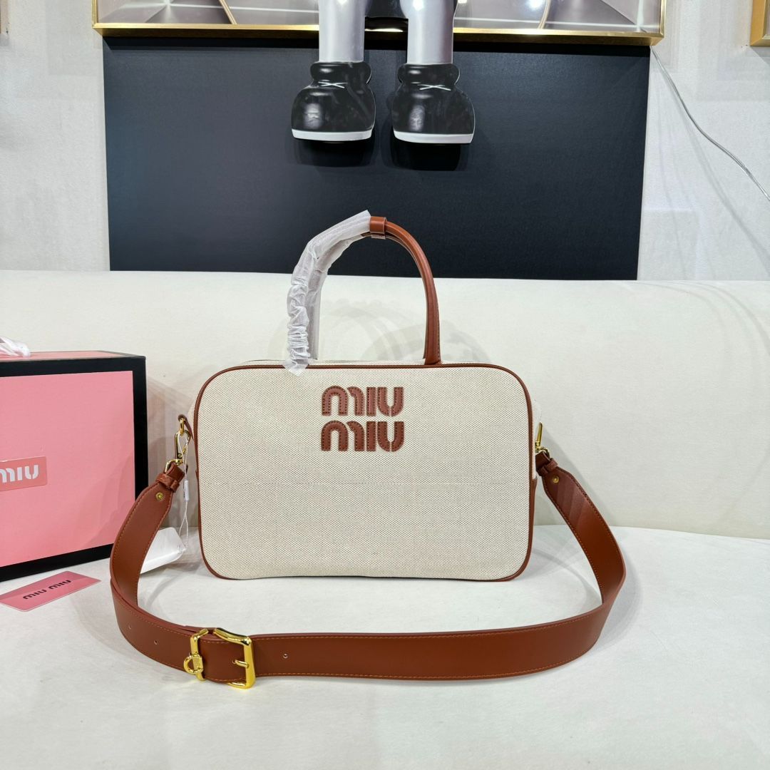 【今日特価】miumiu ミュミュ アップグレード ハンドバッグ 国内送料無料！お得な価格で在庫あり！-WT0輸入