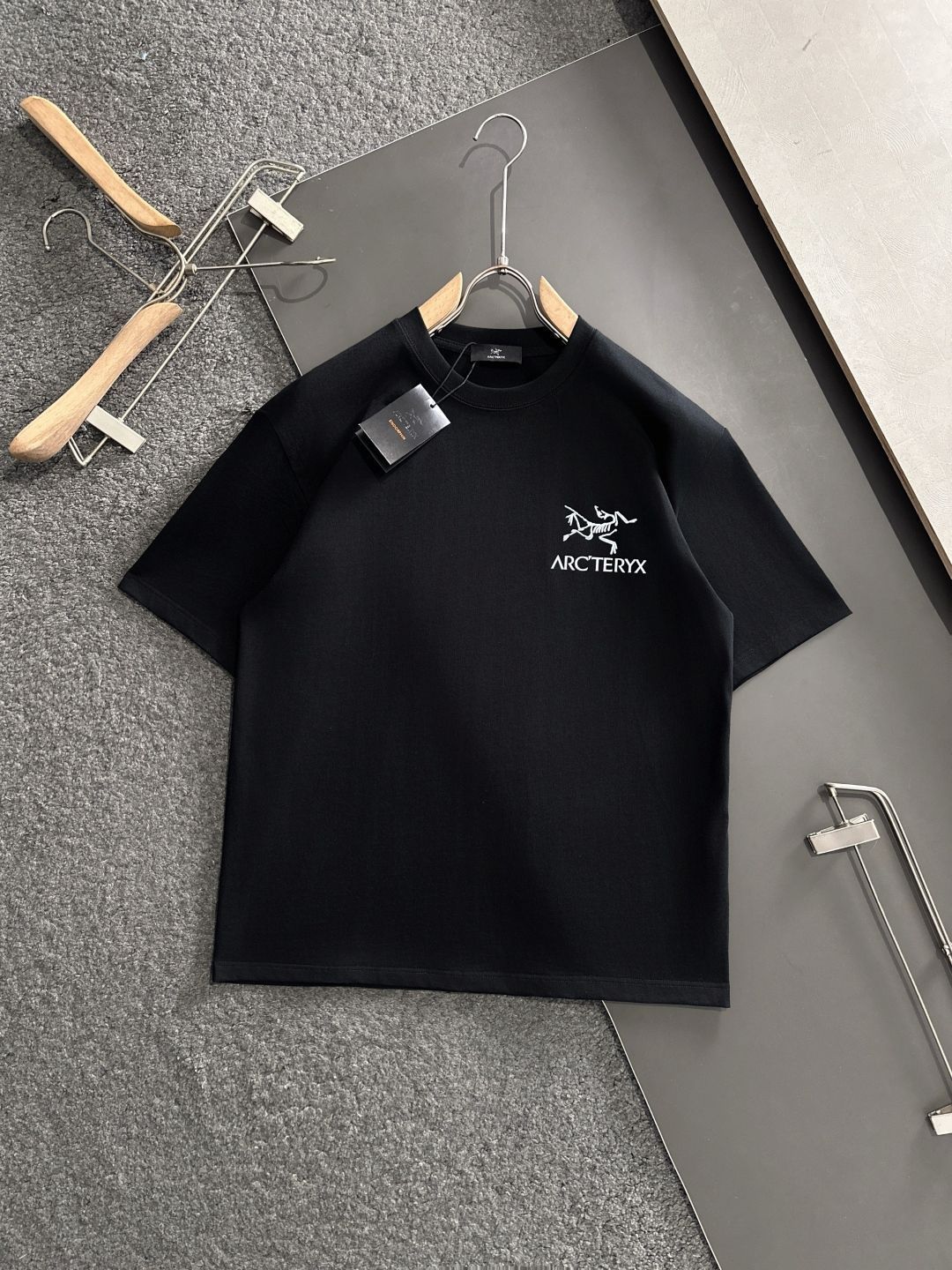【今日特価】ARC 2025SS 最新款 円領ショートスリーブ T シャツ