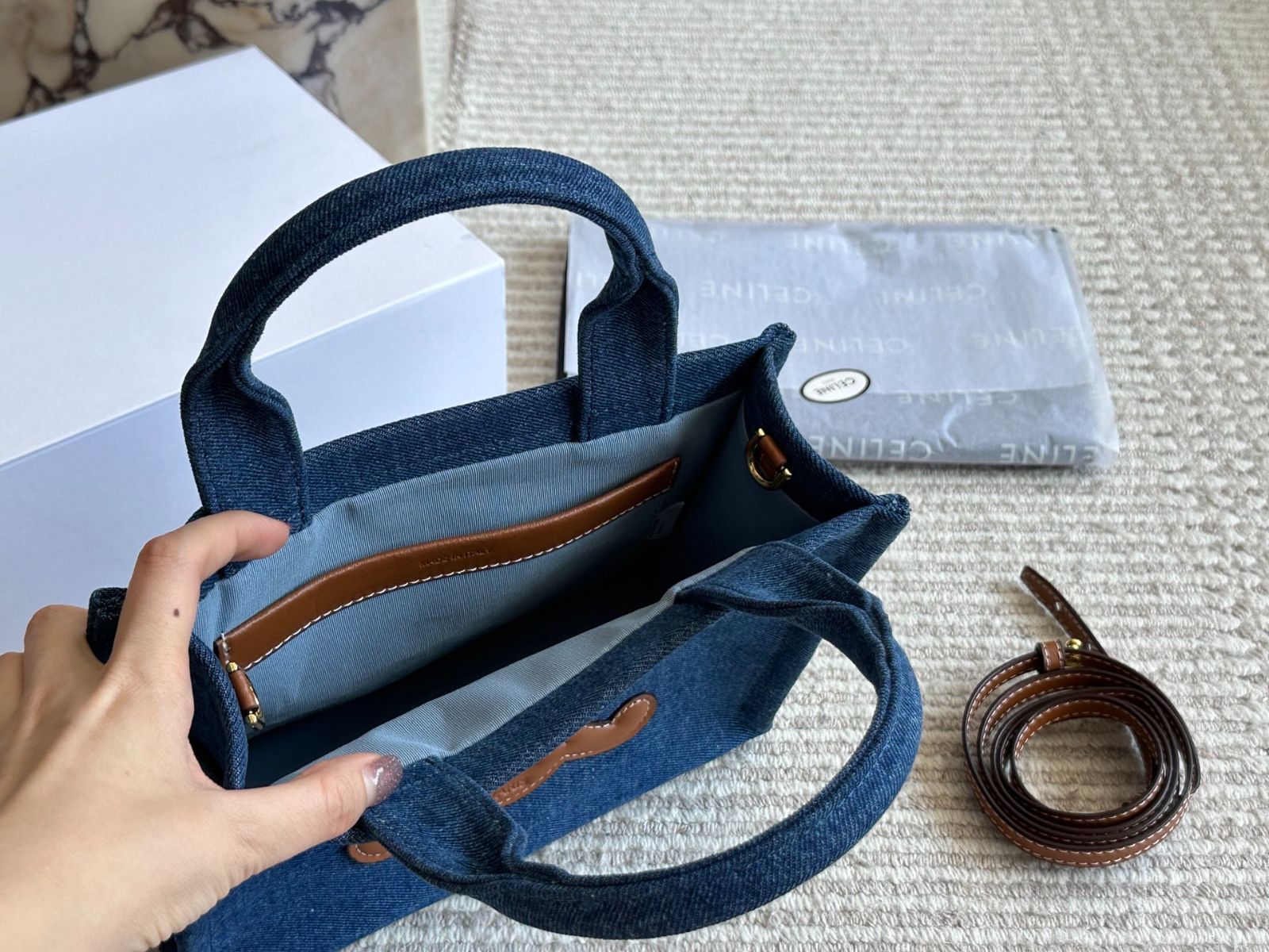 CELINE 2025 ショッパーバッグ - デニム素材 25×18cm [本日特価|新品未使用品]