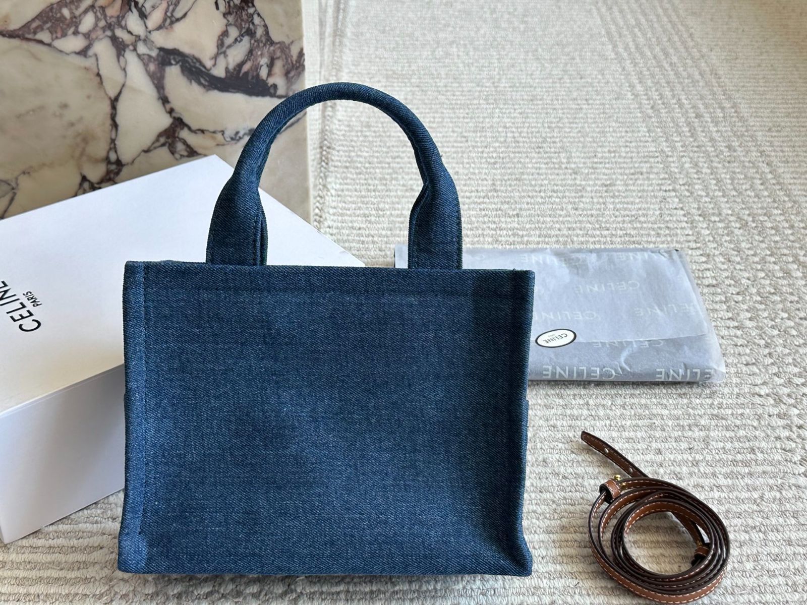 CELINE 2025 ショッパーバッグ - デニム素材 25×18cm [本日特価|新品未使用品]