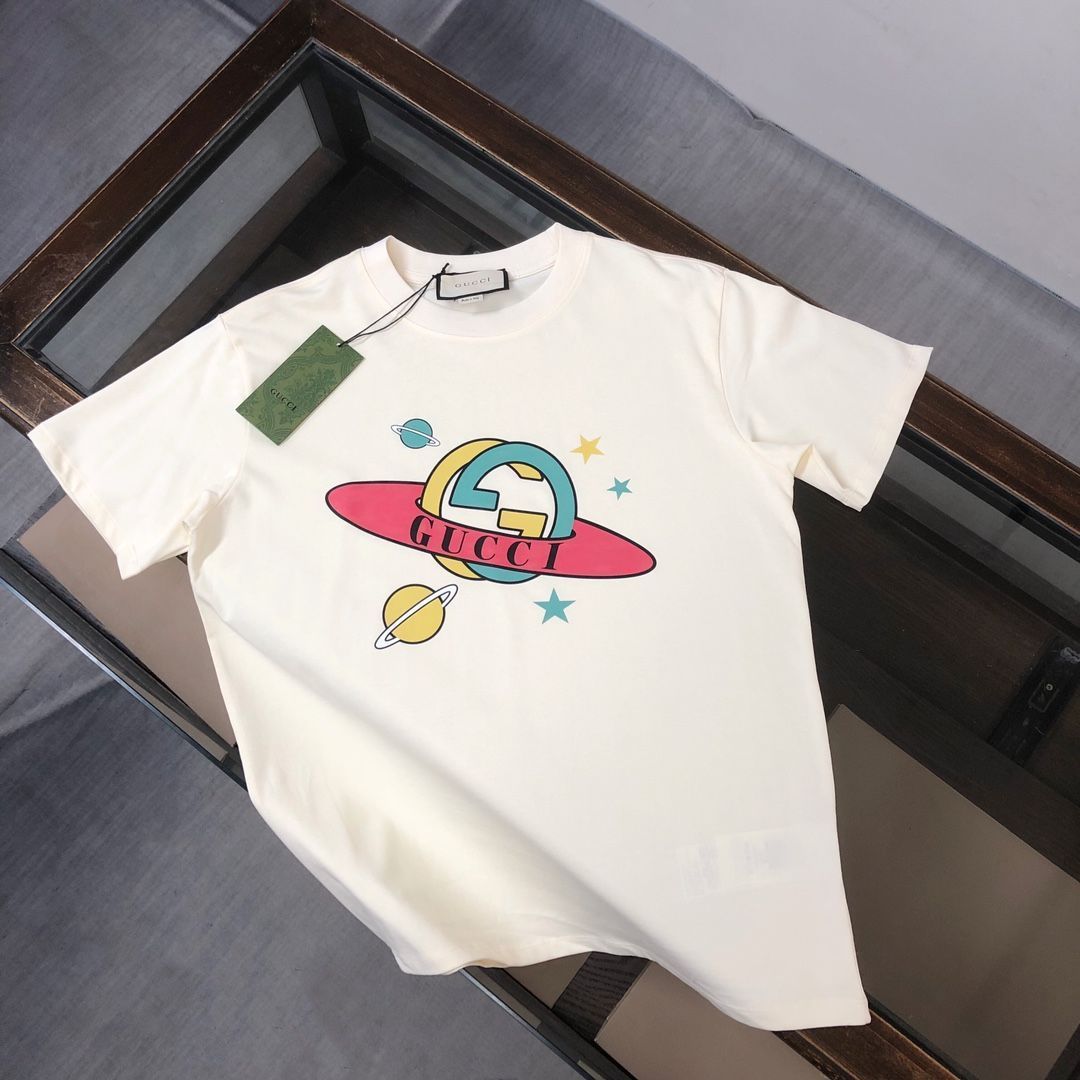 【本日限定特価】GUCCI 春夏 ロゴプリントTシャツ [本日特価|新品未使用品]