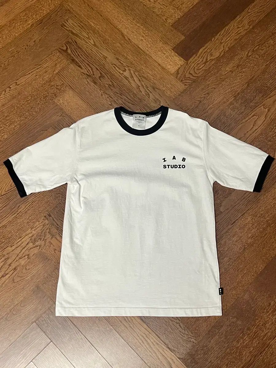 IAB Studio アイエプスタジオ リンガーTシャツ