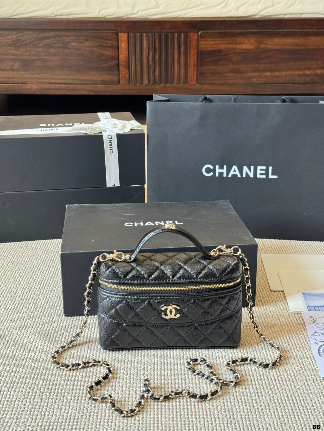 【今日特価】Vintage Chanel 弁当箱バッグ - レイジーカジュアル＆持ちやすい