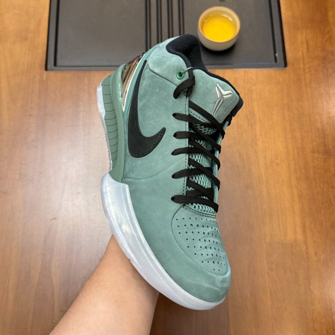 ?大特価?新品箱付 未使用 NIKE ZOOM KOBE4 PROTRO GIRL DAD (FQ3545-300) ナイキ