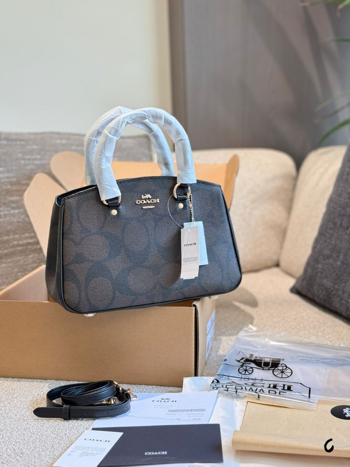 【今日特価】COACH Dinky Bag ディンキー バッグ