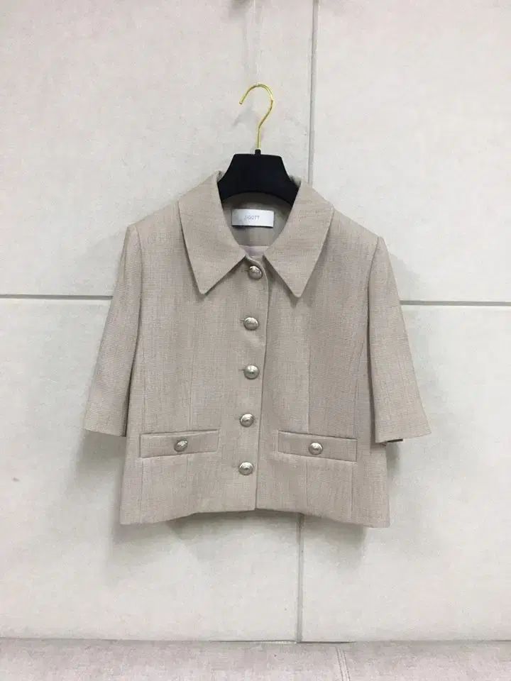 JIGOTT 正規品 ベージュ 半袖 カラージャケット