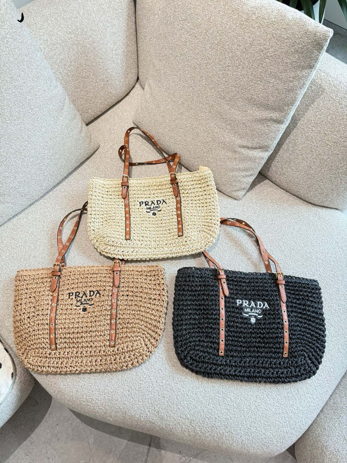 【今日特価】Prada Straw Tote Bag - ストローショッピングバッグ