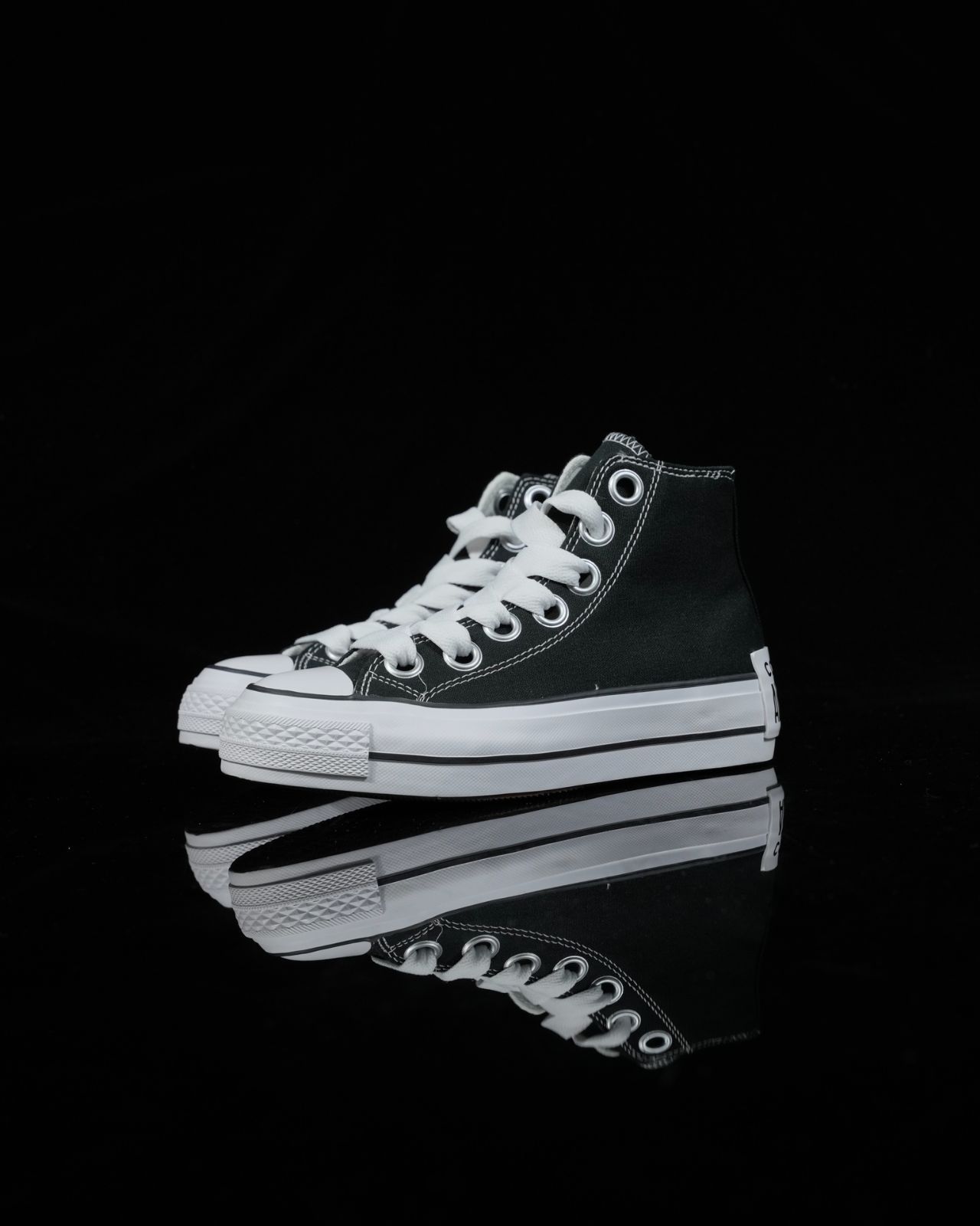 【今日特価】Converse All Star Sketch スニーカー！送料無料！在庫限定のお得な価格です！