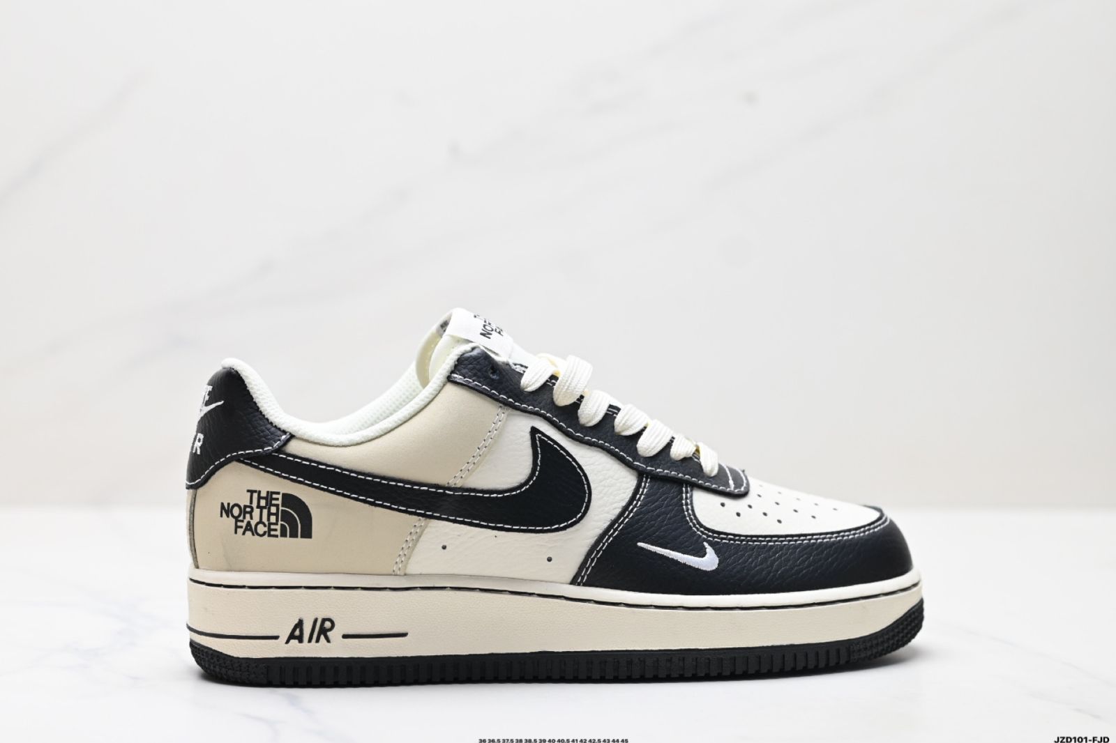Nike Air Force 1 '07 ナイキ エアフォース 1 '07 ロートップ 万能 カジュアル スポーツ スケートシューズ。