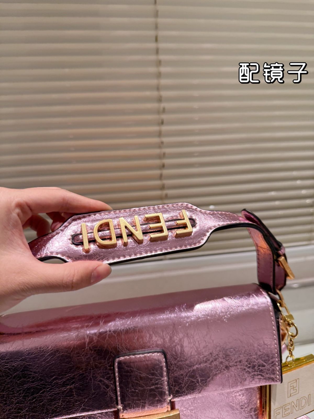 今日特価】FENDI フェンディ バケットバッグ ?春夏カラー? - メルカリ