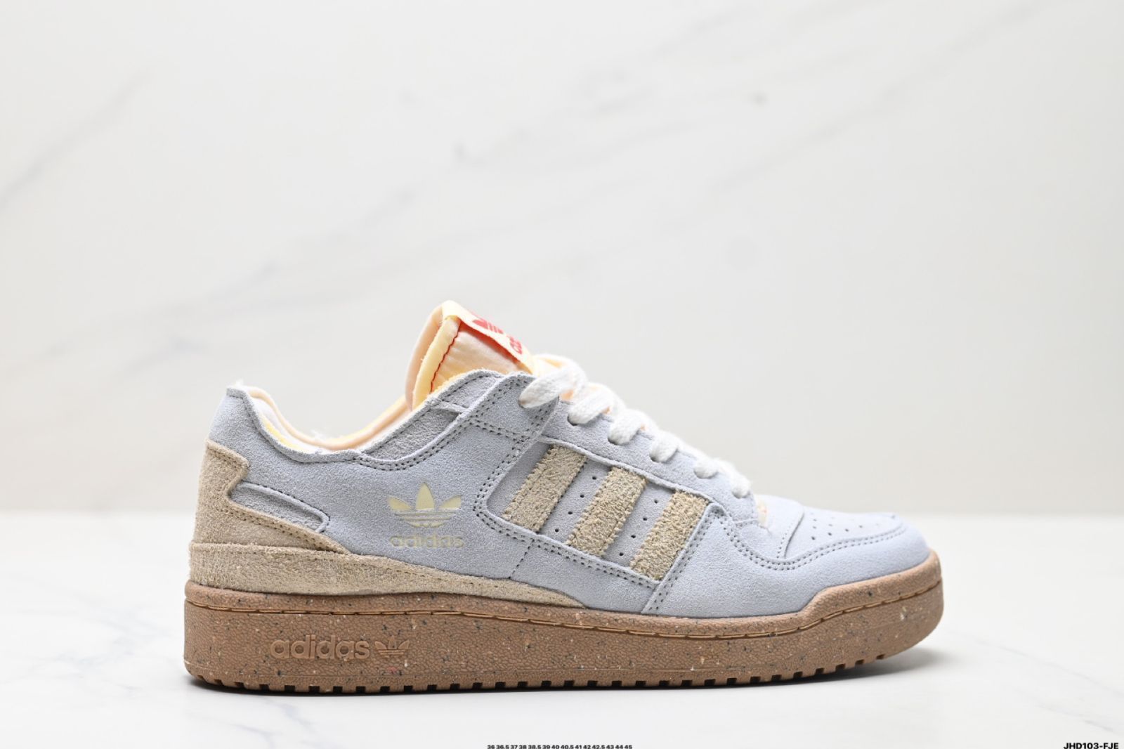 Adidas（アディダス） 「アディダス フォーラム 84 ロー 低?（ロートップ）のユニバーサルな潮流（トレンド）のレジャースポーツスケートボードシューズ」