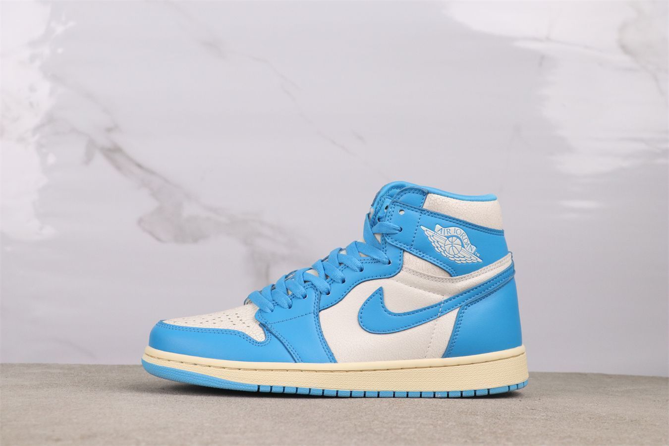 【今日特価】Air Jordan エアジョーダン AJ1 aj1 エアジョーダン 1 High OG DZ5485-402