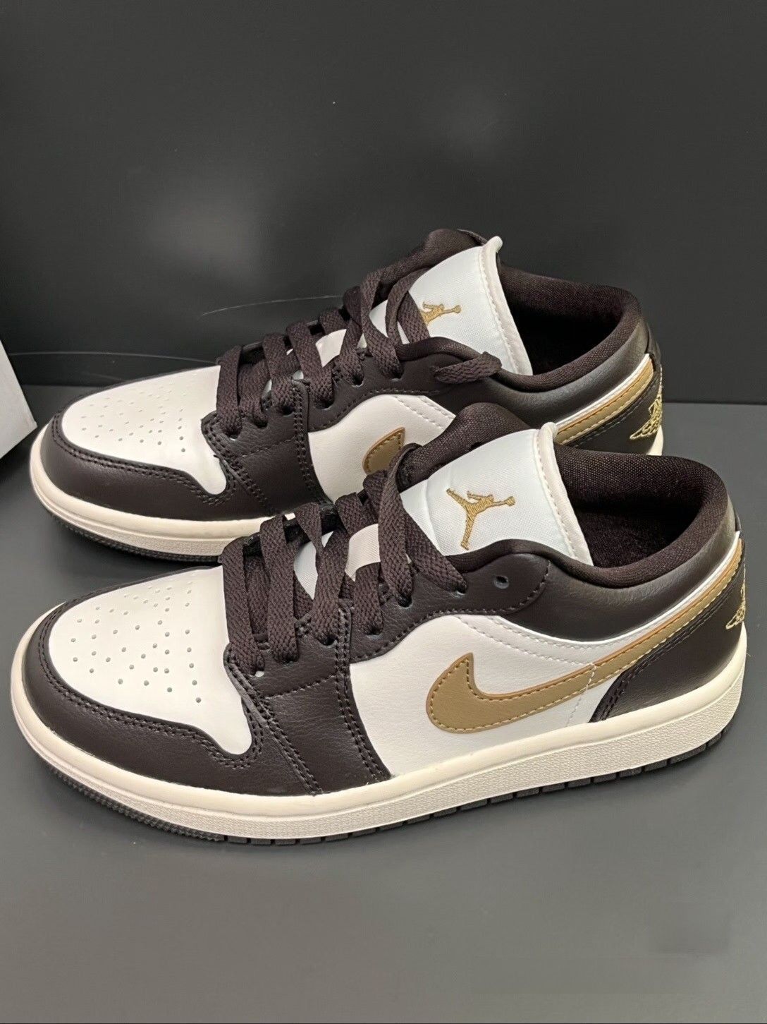 ?大特価?新品 未使用 Nike Air Jordan Low 箱付 男女兼用