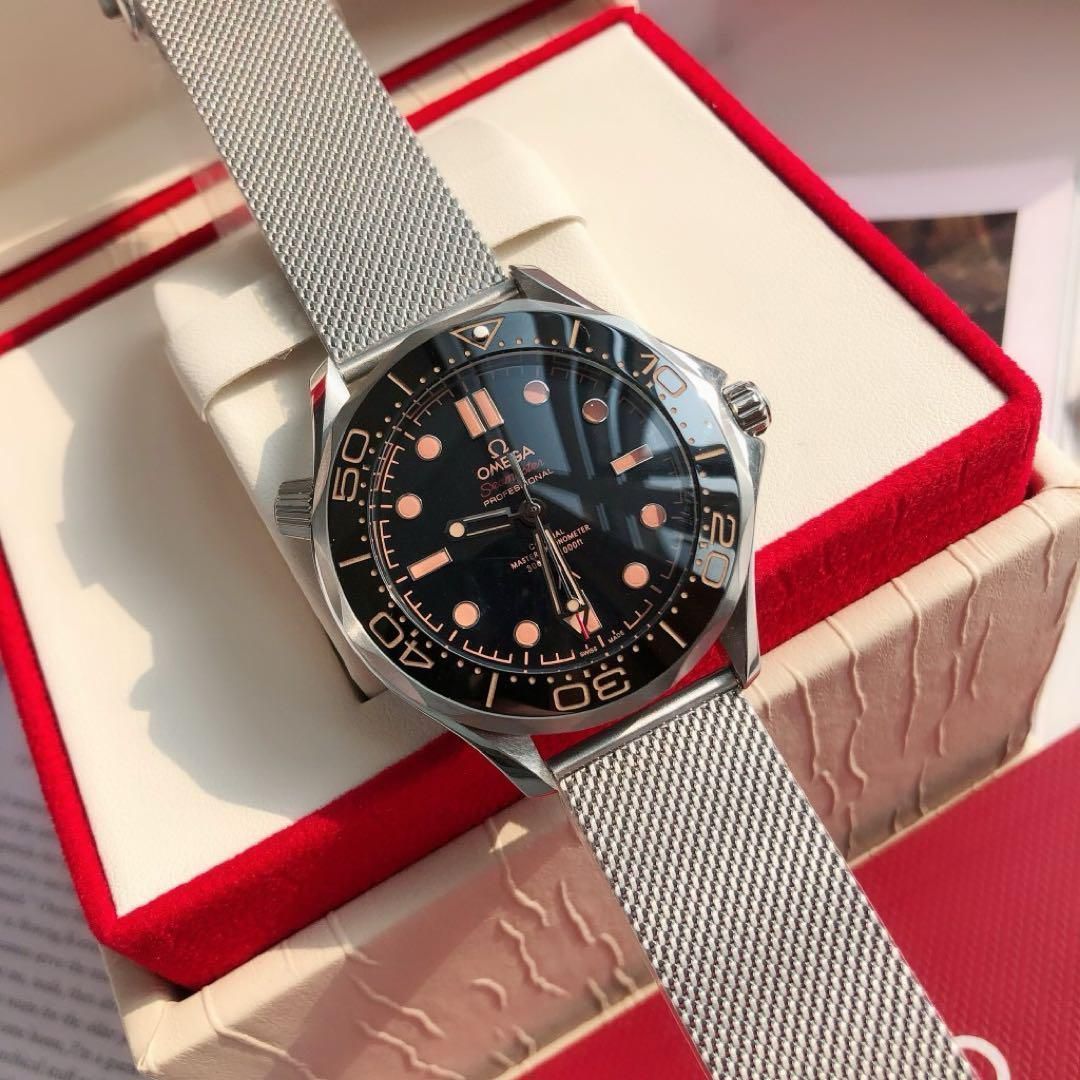 シーマスターダイバー300 (007エディション) 自動巻き.&.｜本日限定特価｜新品未使用