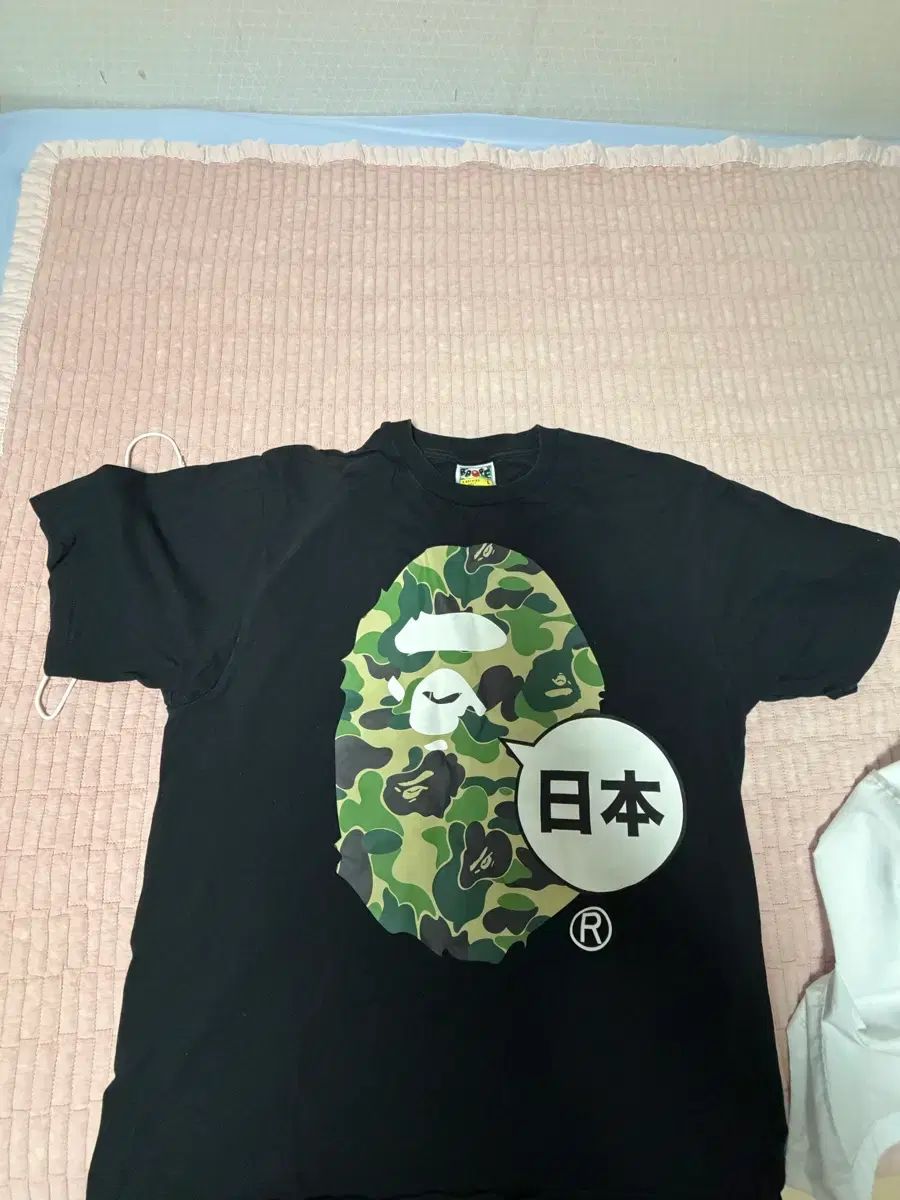 A BATHING APE アベイシングエイプ カモフラ 半袖