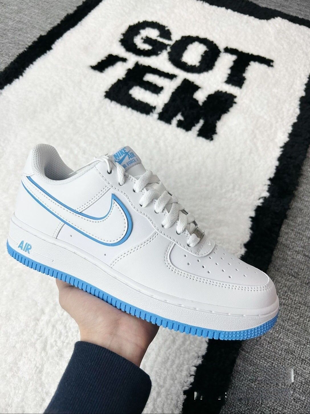 ?大特価?新品箱付 未使用 NIKE AIR FORCE 1 07 ナイキ スニーカー