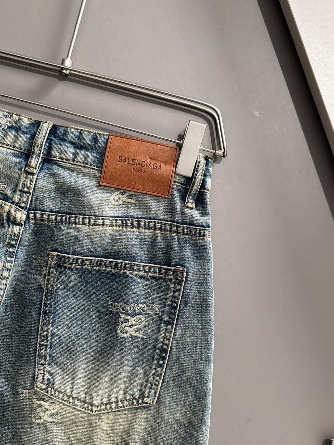 【今日特価】Paris 2025SS デニムショートパンツ