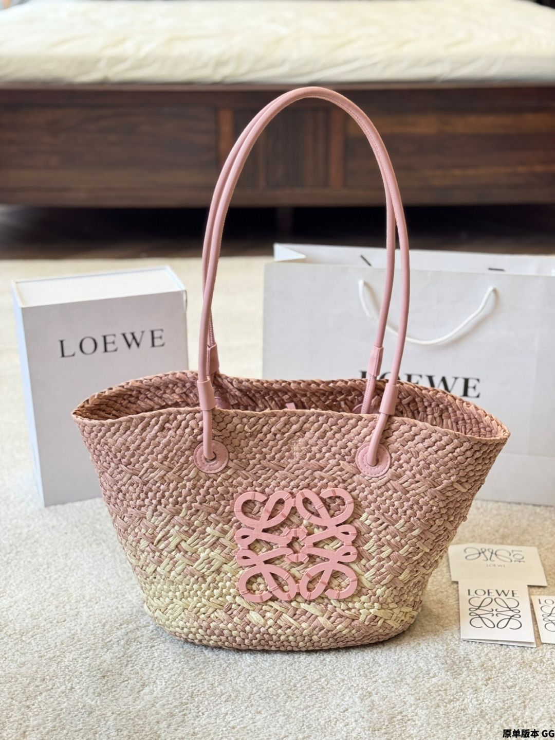 【今日特価】Loewe マカロンカラー 草編み トートバッグ（サイズ 30×25cm）