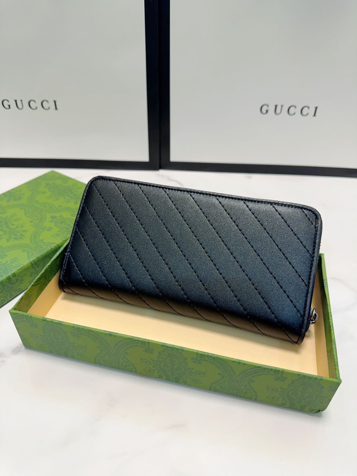 GUCCiグッチ新作財布、財布、銀行カードバッグ、シングルファスナー財布[本日特価|新品未使用品]