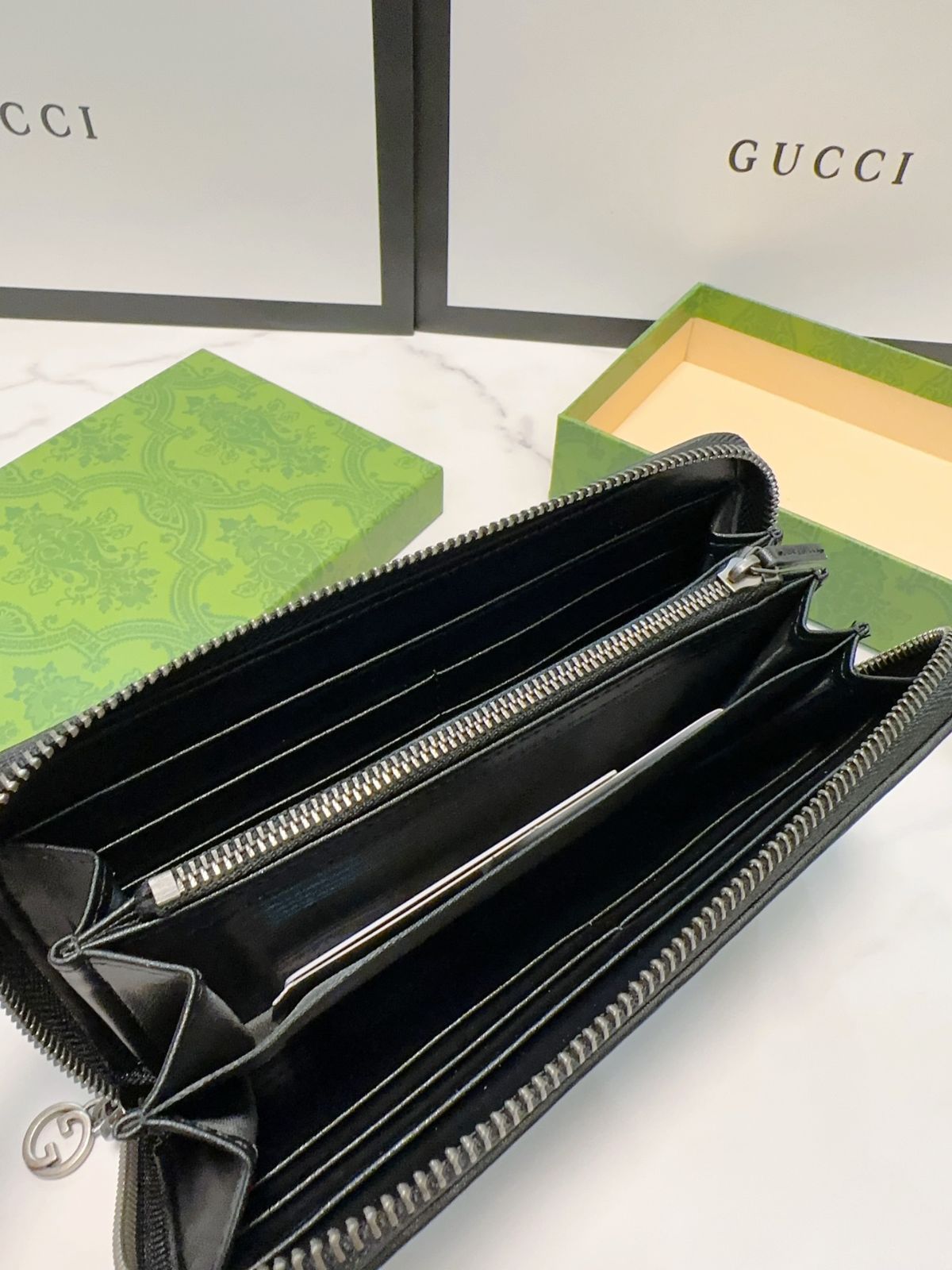 GUCCiグッチ新作財布、財布、銀行カードバッグ、シングルファスナー財布[本日特価|新品未使用品]