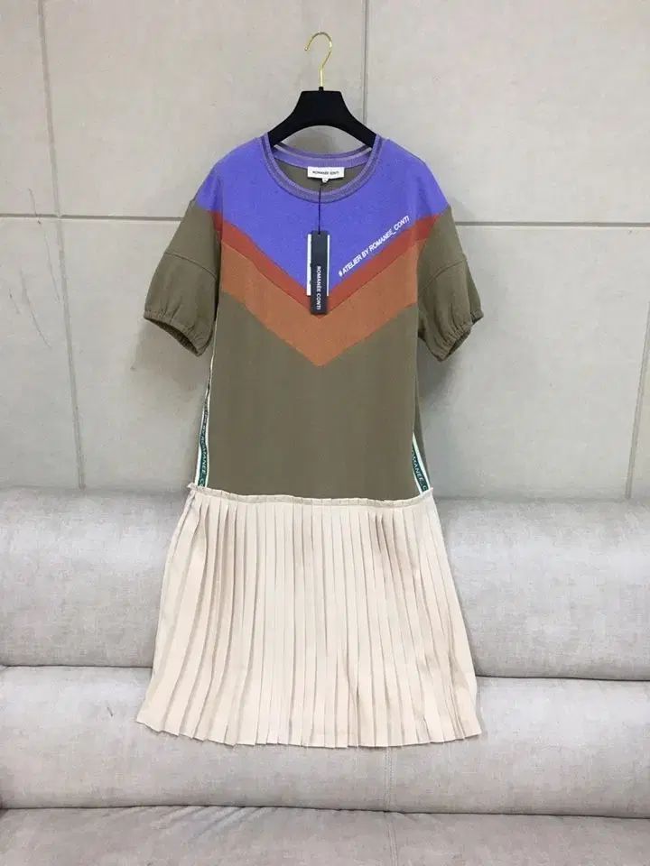 (新品) ロマネコンティ パフスリーブ バイカラー 半袖 ワンピース ミディ丈 カーキ/ベージュ