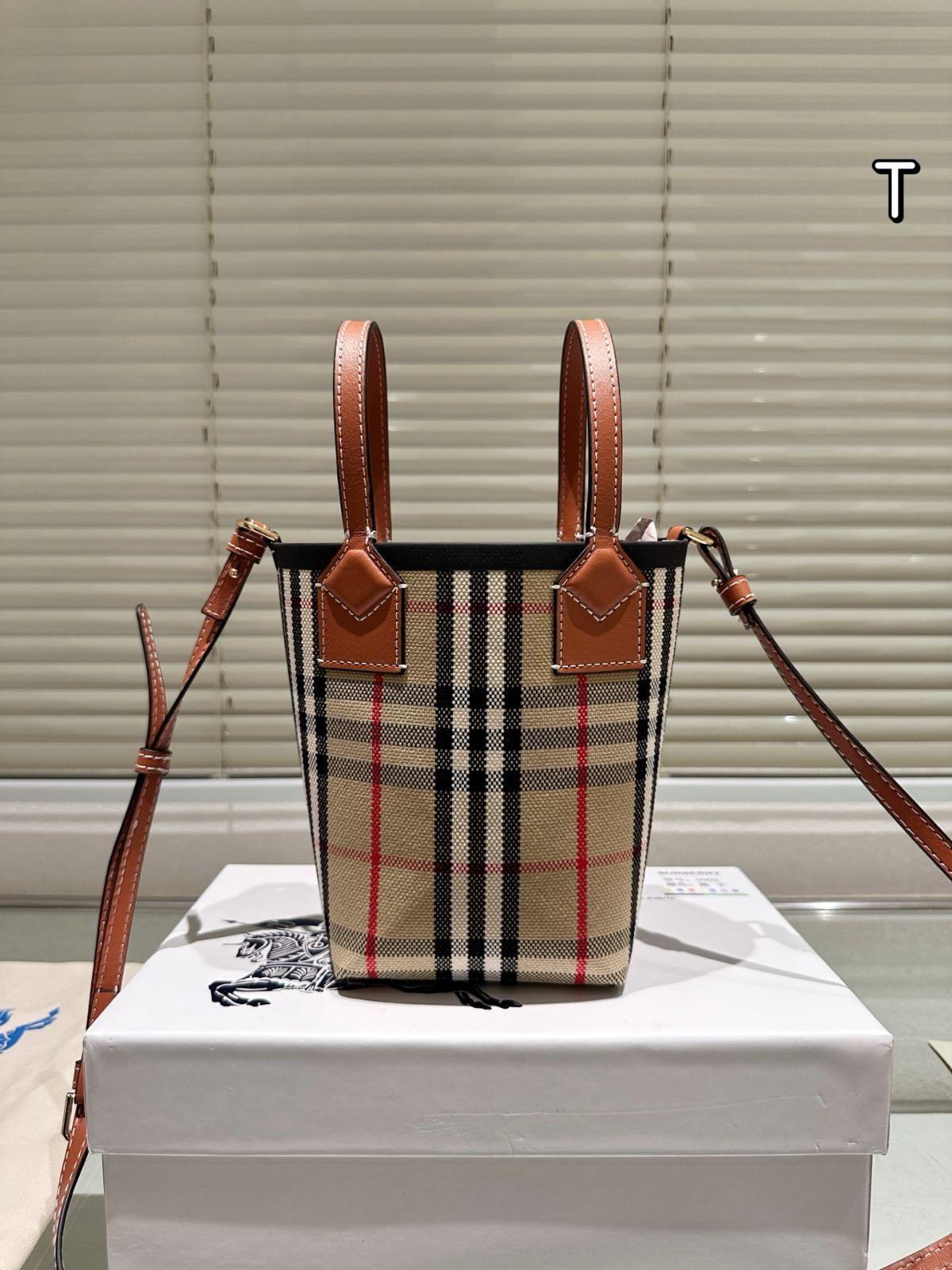 【今日特価】Burberry Autumn Tote Bag・バーバリー オータム トートバッグ-WTO輸入3
