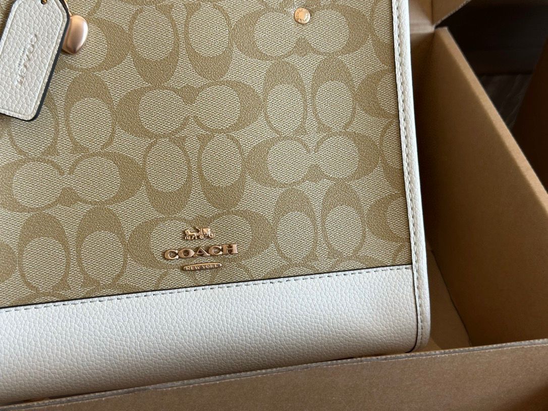 COACH デンプシー トートバッグ - ホワイト 22×21cm [本日特価|新品未