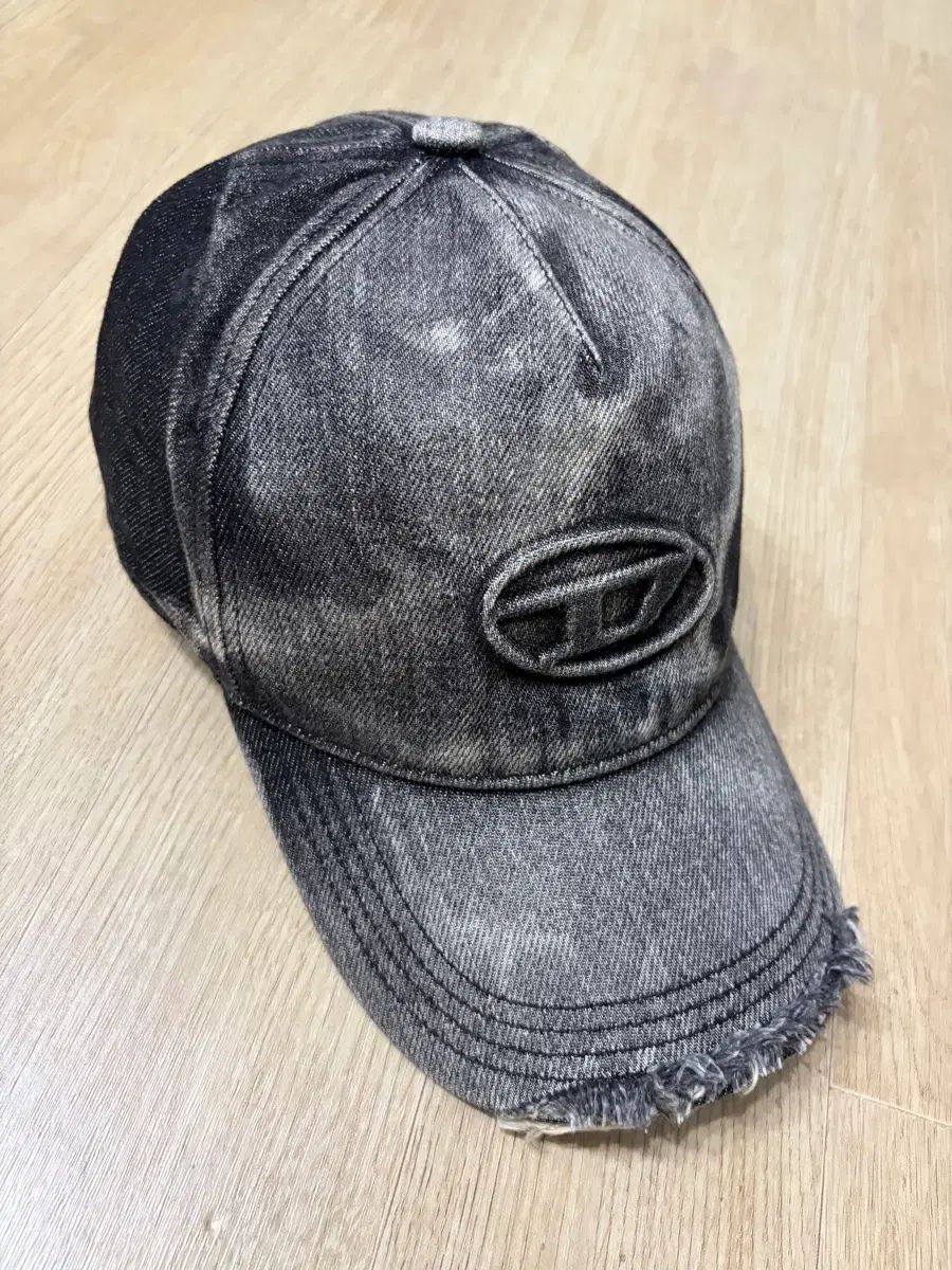 DIESEL C-セイモン キャップ ブラック