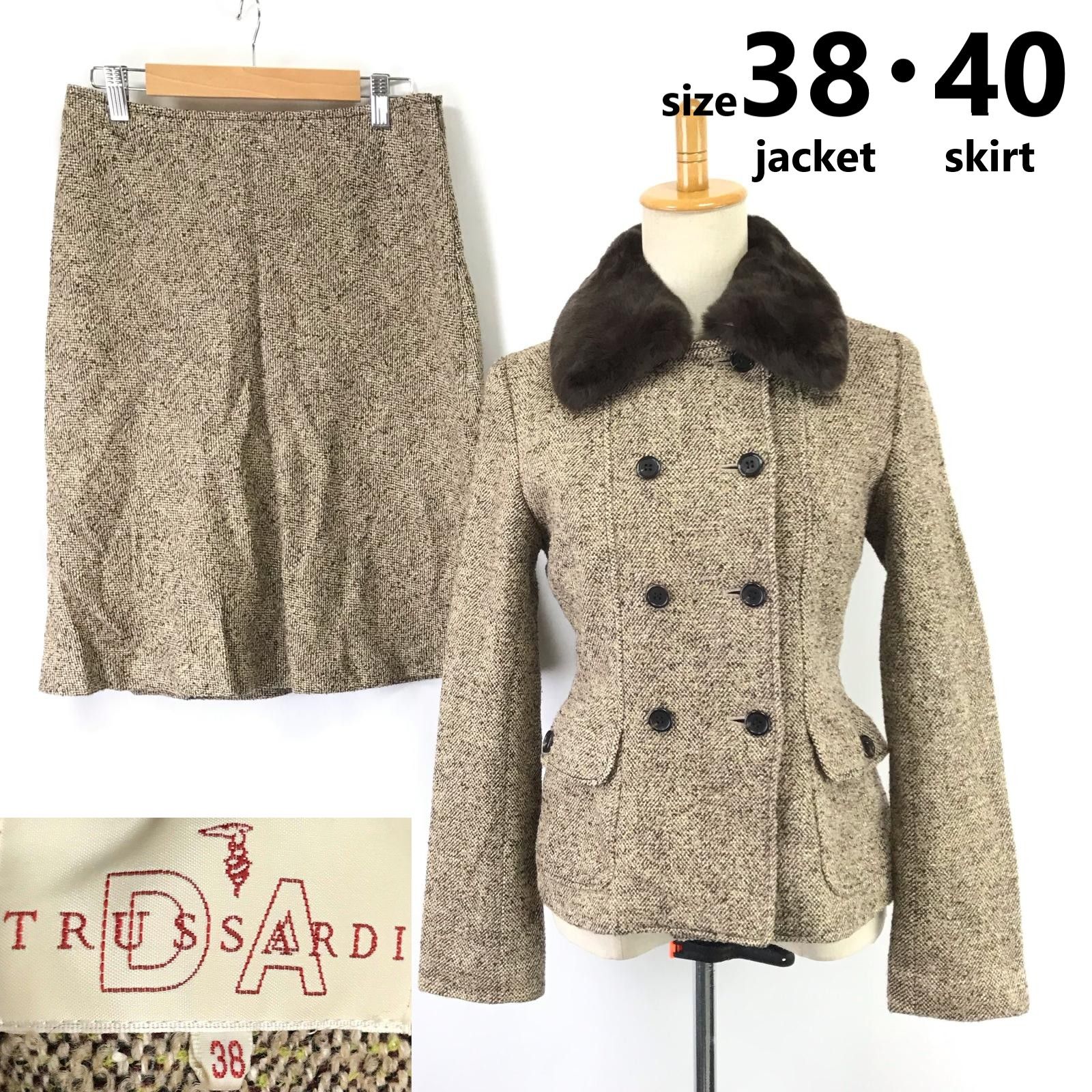 美品★TRUSSARDI【トラサルディ】シルク混/ツイード/スカートスーツ/セットアップ【上38/下40/レディース/茶】ダブルブレスト/着脱ファー/Jacket/skirt◆BJ059-a