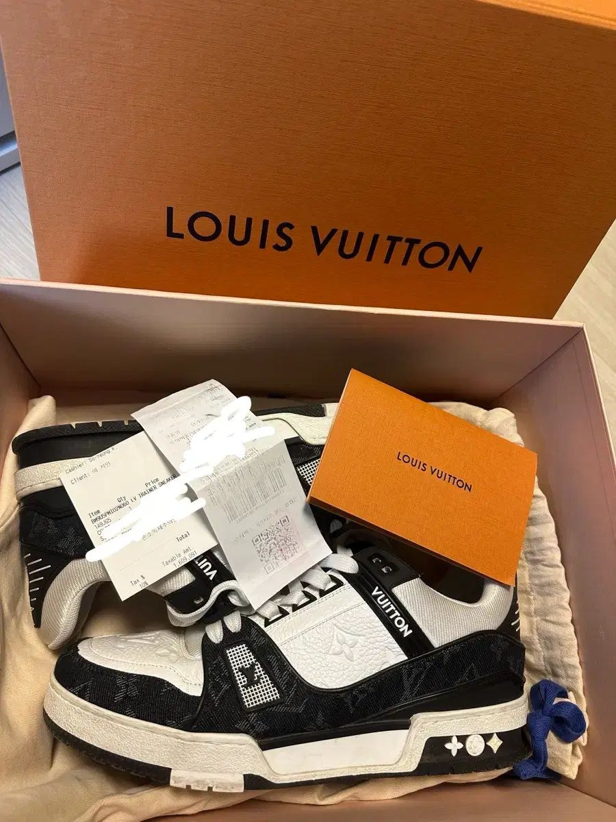 ほぼ新品 サイズ 6 5 Louis Vuitton LV トレーナー スニーカー