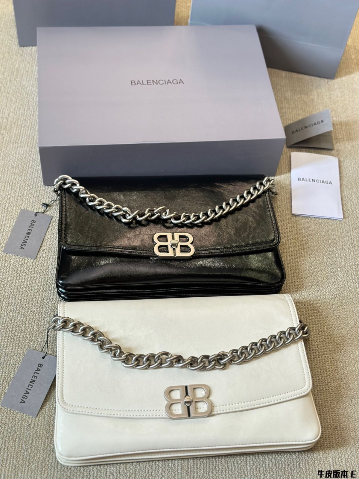 チューリッヒ家/ハンドバッグ、リュック、財布、手首バッグ、ショルダーバッグ、 13,500円
