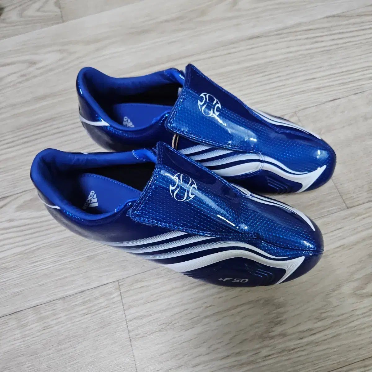 アディダス テコンドー f50 w ロイヤルブルー 230 uk4 5 18,090円