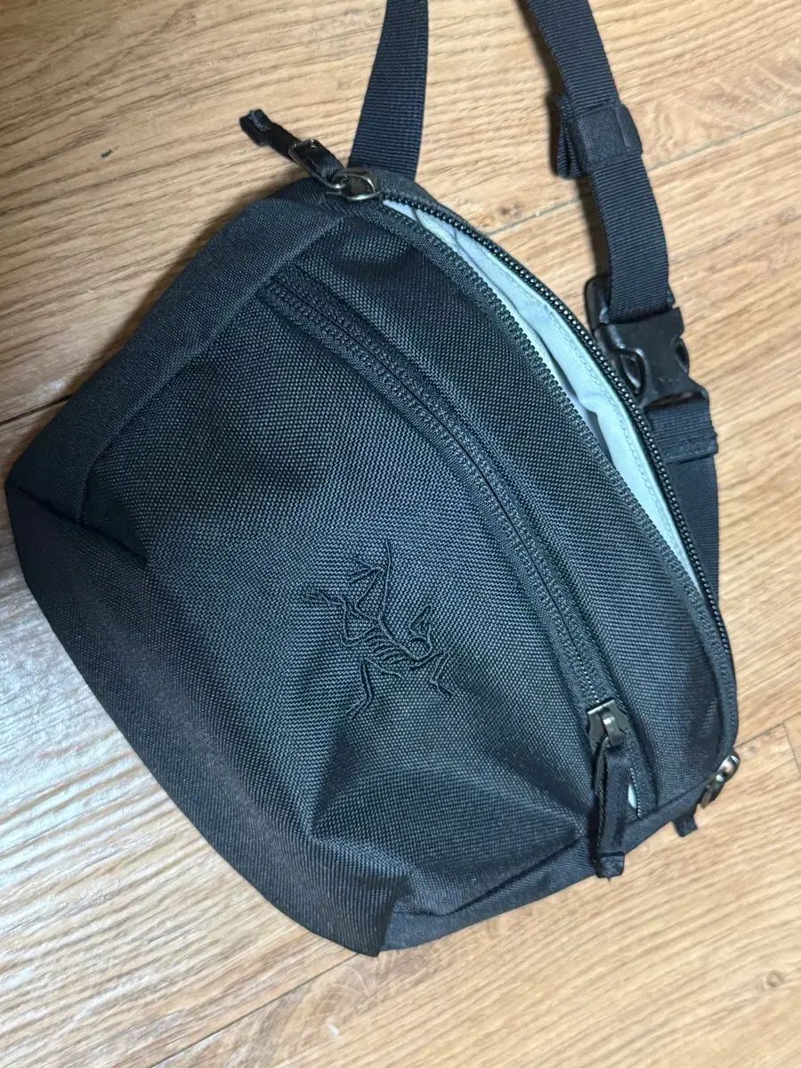 ARC'TERYX アークテリクス マンティス1 ウェストバッグ ブラック