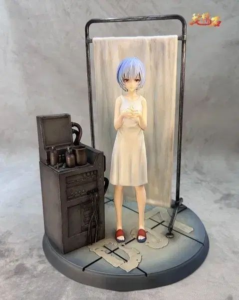 エヴァンゲリオン 용정석 レイ フィギュア